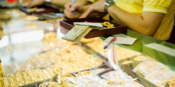 Why Buying Gold and Silver Online is a Smart Investment - Investing In ...