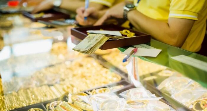 Why Buying Gold and Silver Online is a Smart Investment - Investing In ...